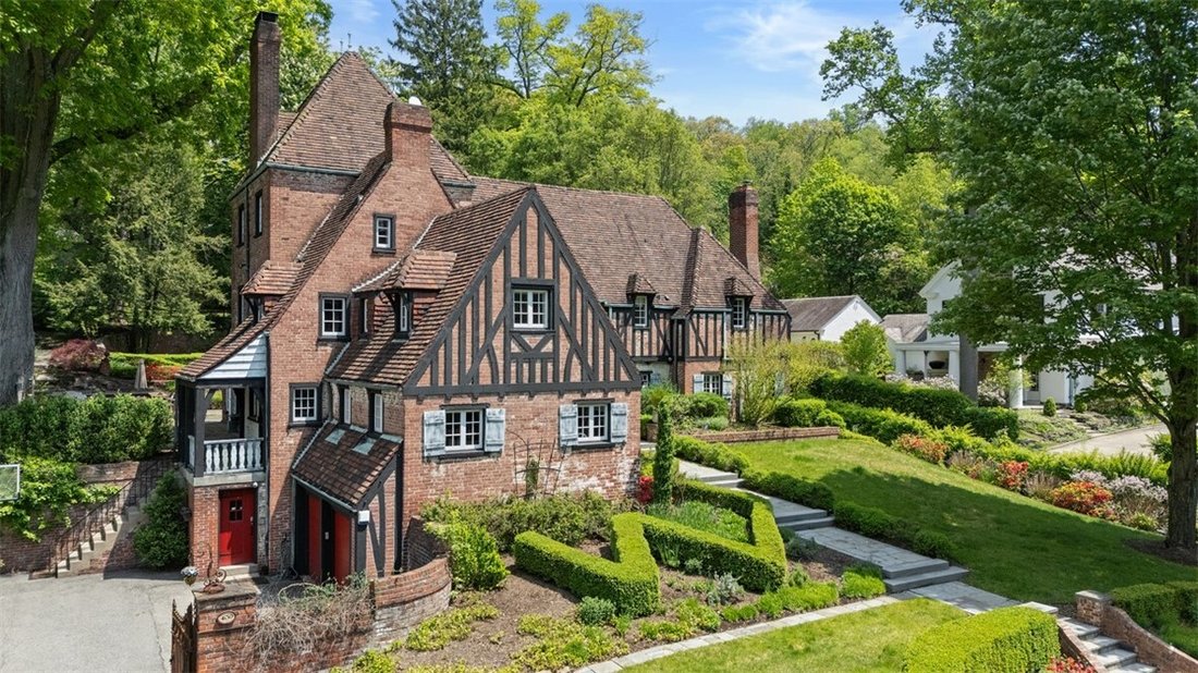 House in Sewickley, Pennsylvania, United States 2 - 18180685