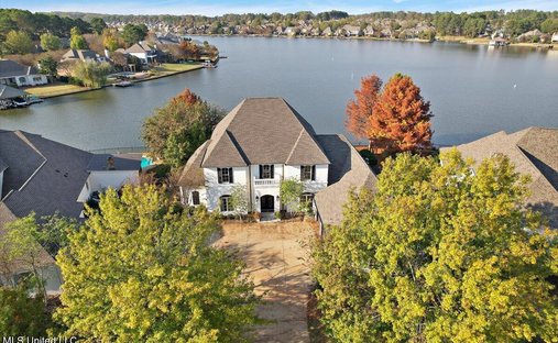 House in Madison, Mississippi, United States 1