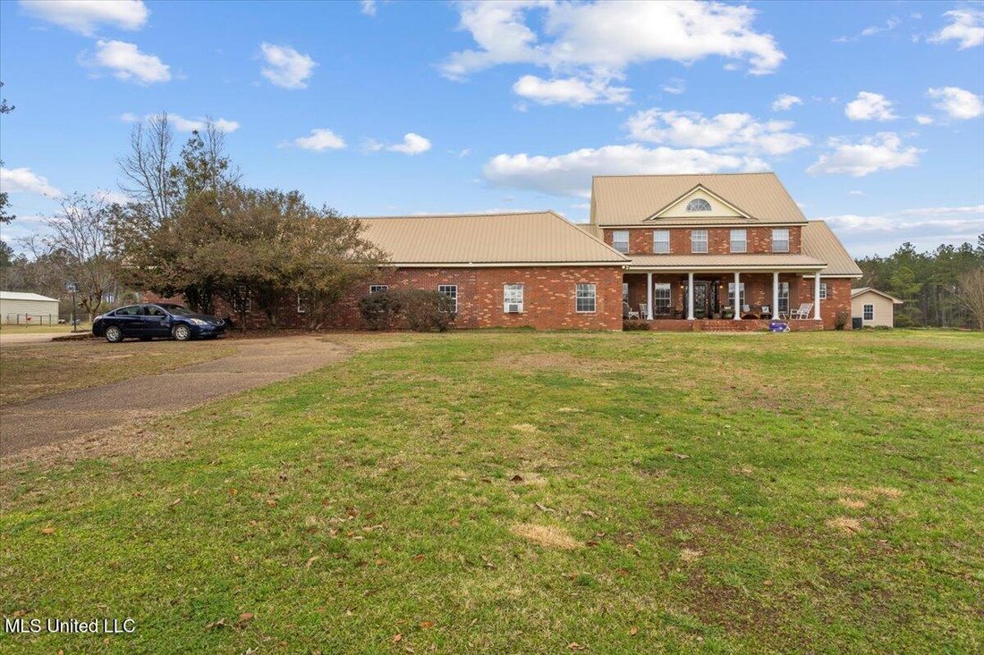 House in Smithdale, Mississippi, United States 2 - 18179120