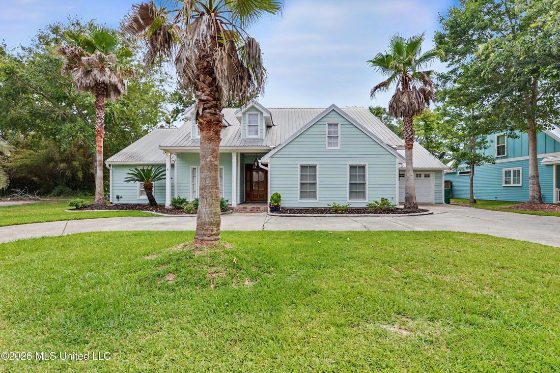 House in Waveland, Mississippi, United States 2 - 18178994