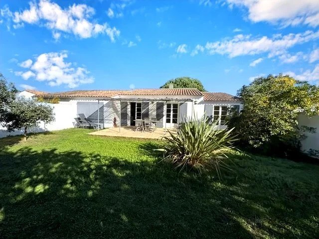 House in Loix, Nouvelle-Aquitaine, France 1 - 18072949