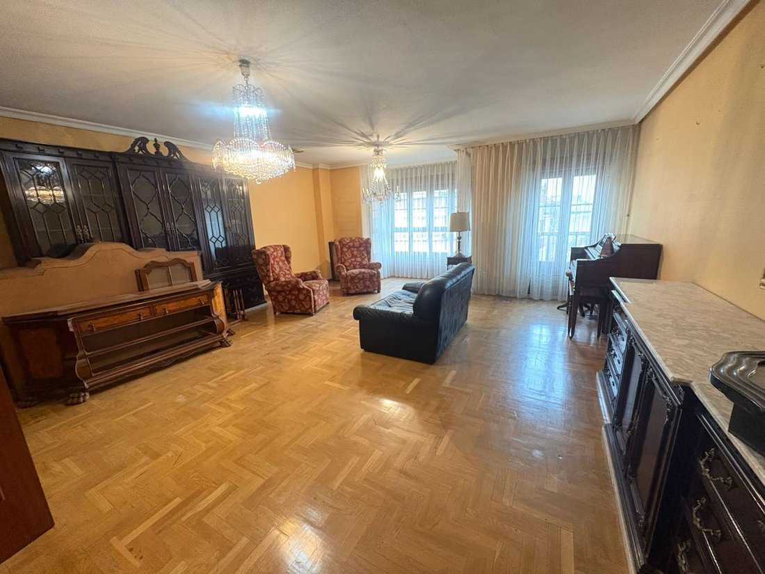 Apartment in Centro y casco historico, Oviedo, Spain 1 - 14813692