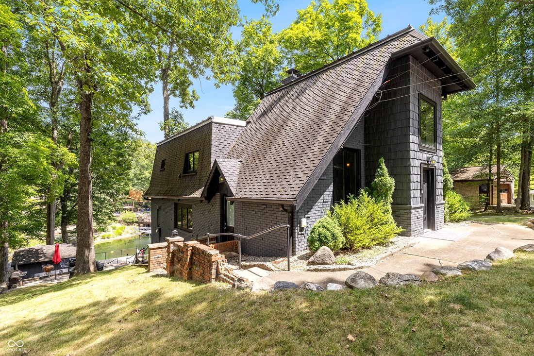 House in Nineveh, Indiana, United States 3 - 18177679