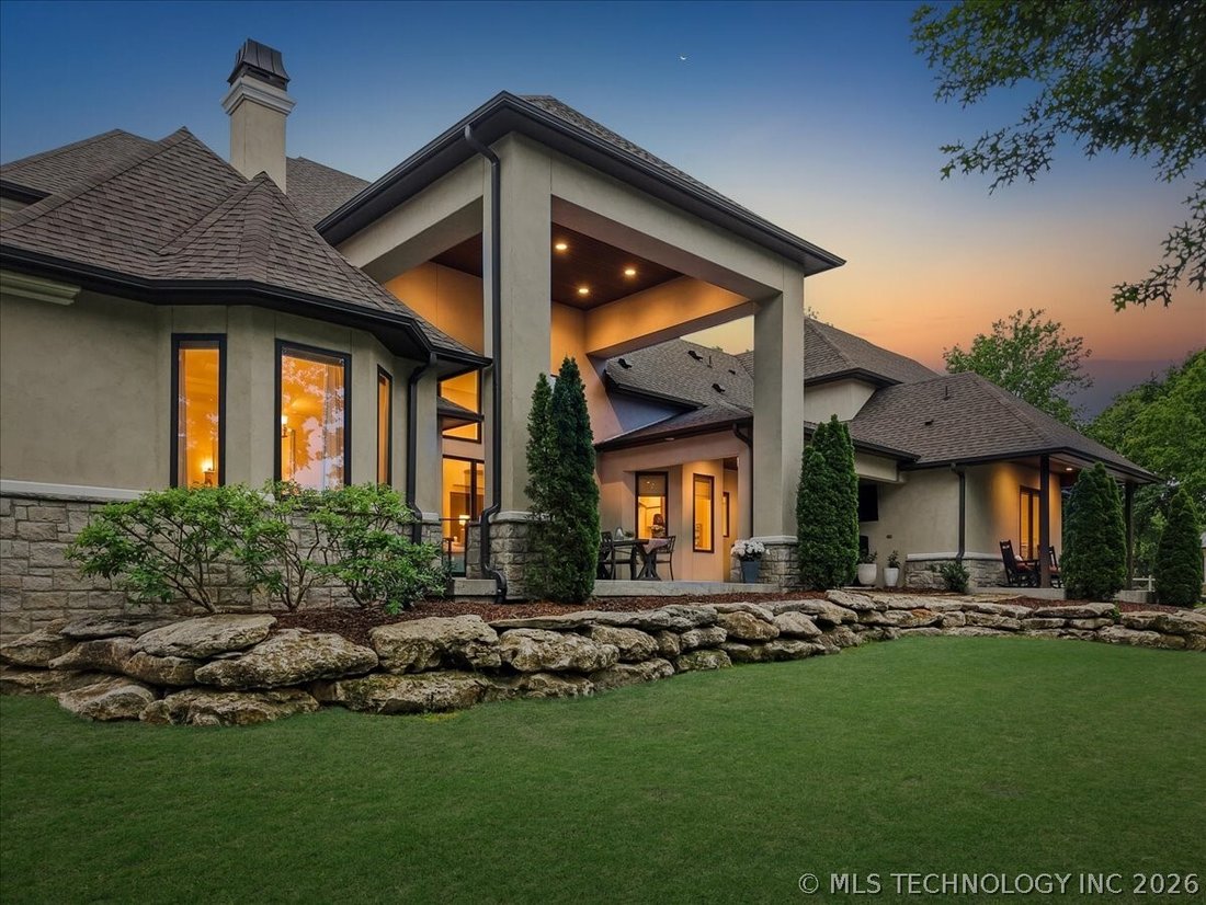 House in Owasso, Oklahoma, United States 4 - 18179022