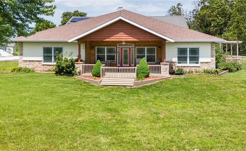 House in Cassville, Missouri, United States 1