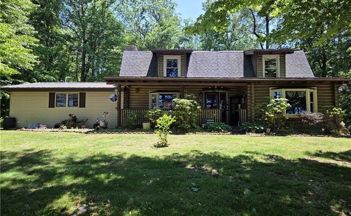 House in Aliquippa, Pennsylvania, United States 1