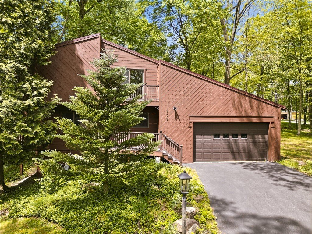 House in Mercer, Pennsylvania, United States 3 - 18180210