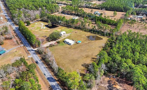 Vancleave, Mississippi, United States 1