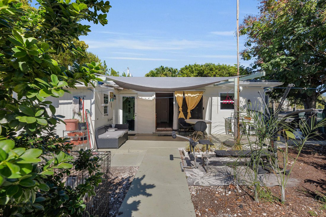 House in Big Pine Key, Florida, United States 4 - 18181355