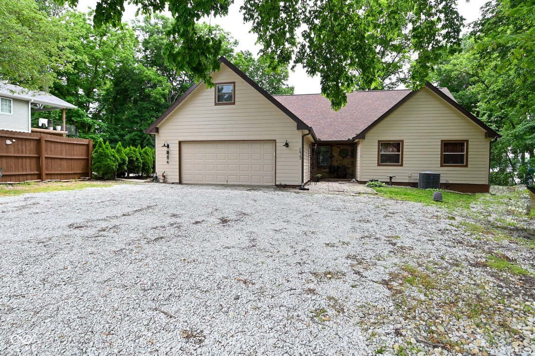 House in Coatesville, Indiana, United States 2 - 18177326