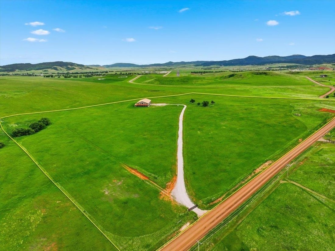 Condo in North Spearfish, South Dakota, United States 5 - 18181575