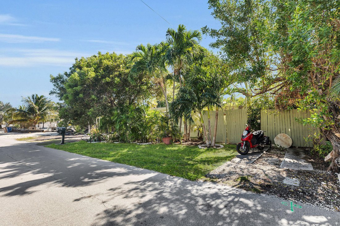 House in Big Pine Key, Florida, United States 3 - 18181355