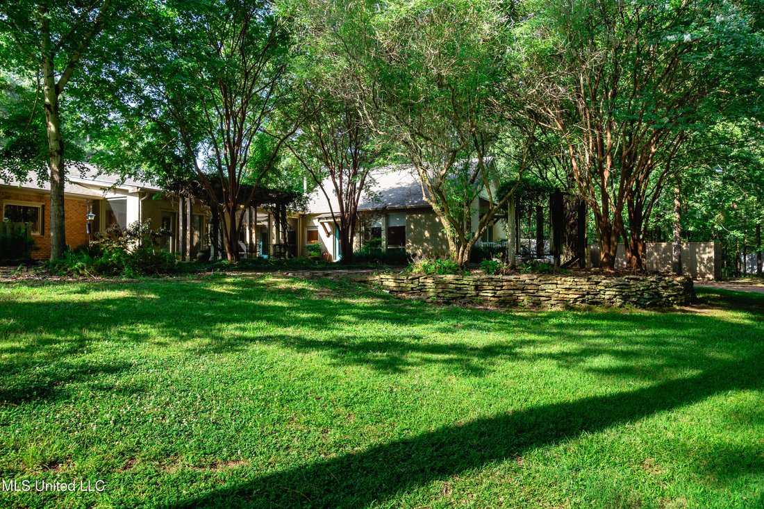 House in Flowood, Mississippi, United States 2 - 18178861