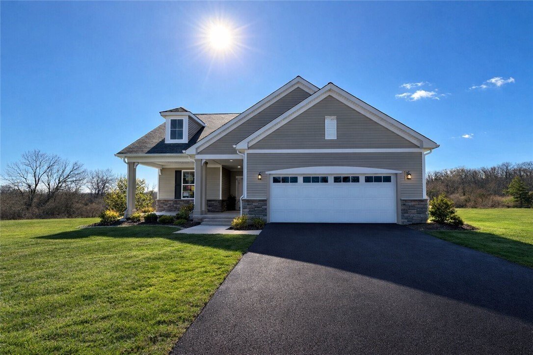 House in Canonsburg, Pennsylvania, United States 1 - 18180355