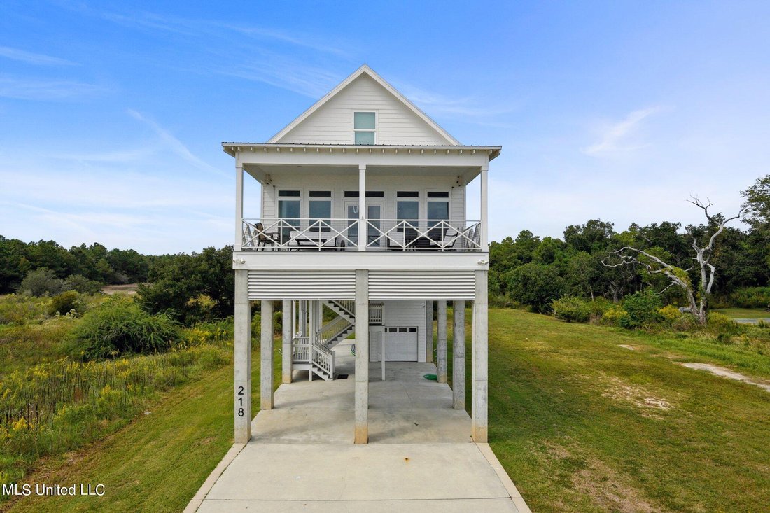 House in Waveland, Mississippi, United States 1 - 18179224