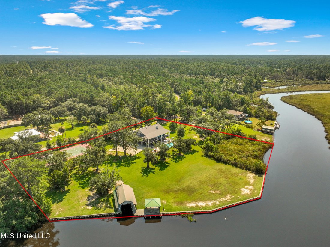 House in Bay St. Louis, Mississippi, United States 3 - 18179056