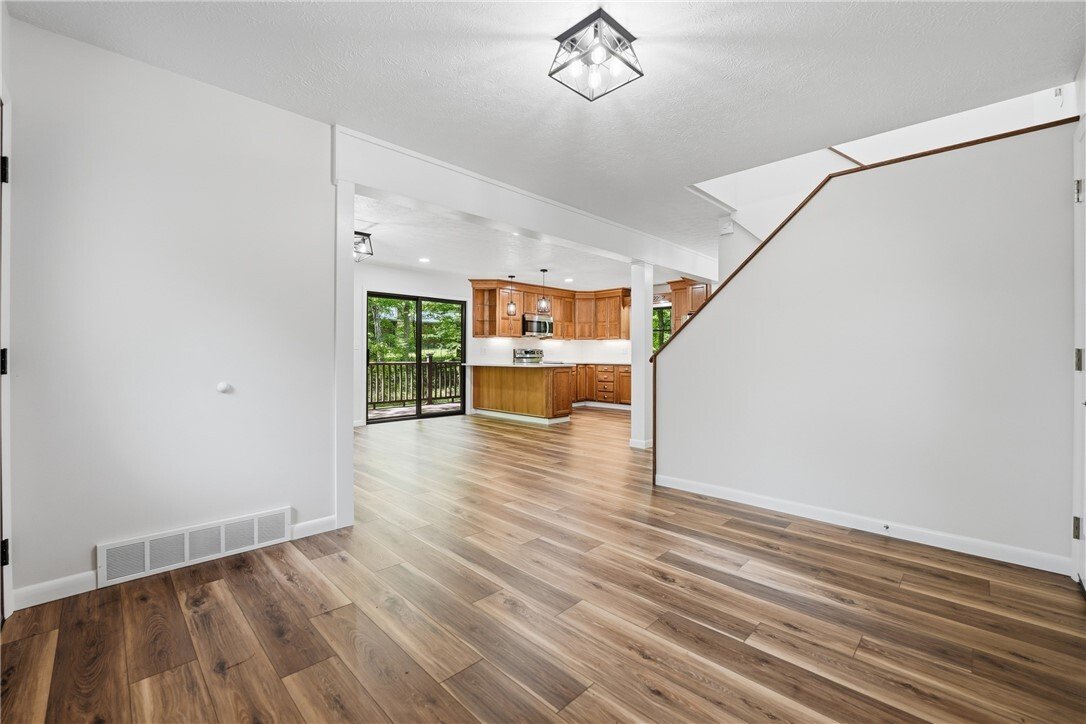House in Mercer, Pennsylvania, United States 5 - 18180210