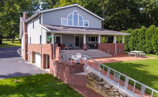House in Mercer, Pennsylvania, United States 1
