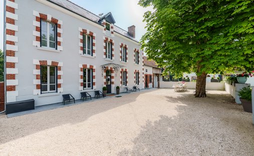 Villa in Langon-sur-Cher, Centre-Val de Loire, France 1