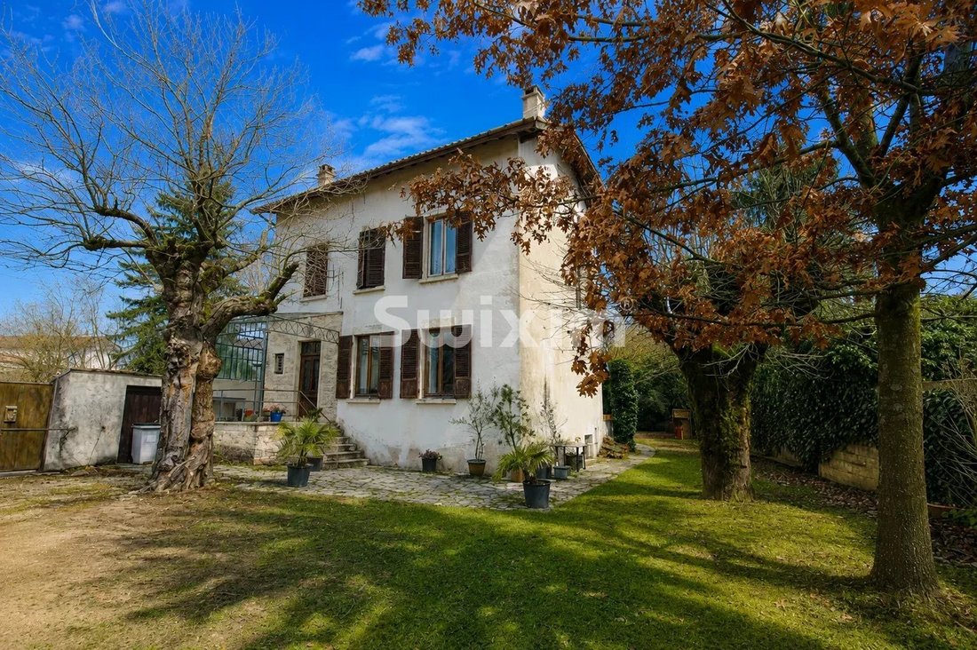 Estate in Centre-Saint Germain-Vareilles, Amberieu-en-Bugey, France 1 - 16919135