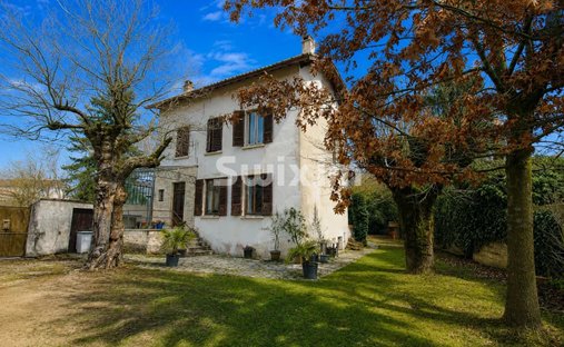 Estate in Centre-Saint Germain-Vareilles, Amberieu-en-Bugey, France 1