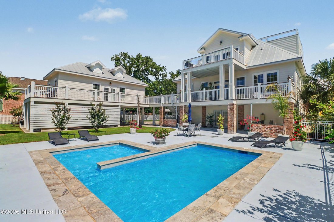 House in Gulfport, Mississippi, United States 4 - 18183503