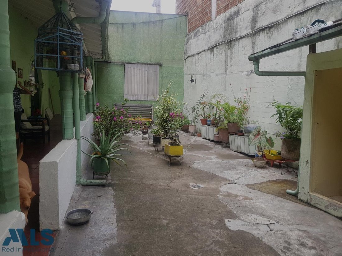 Land in Envigado, Antioquia, Colombia 5 - 18182214