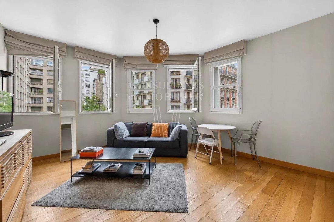 Apartment in Bois de Boulogne, Paris 16e Arrondissement, Paris 1 - 18182490