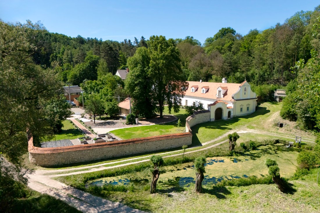 House in Louny, Ústí nad Labem Region, Czechia 1 - 18182064