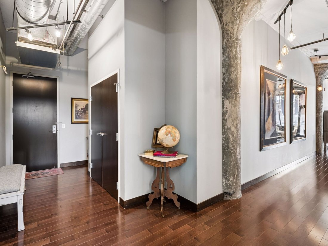 Condo in Minneapolis, Minnesota, United States 3 - 18186291