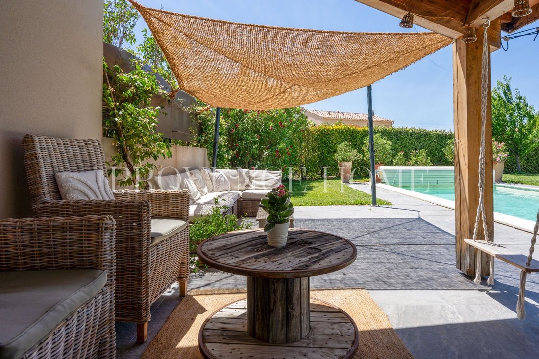 House in Saumane-de-Vaucluse, Provence-Alpes-Côte d'Azur, France 3 - 18182533