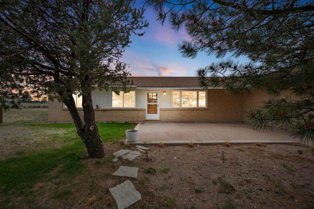 House in Cheyenne, Wyoming, United States 2 - 18183124