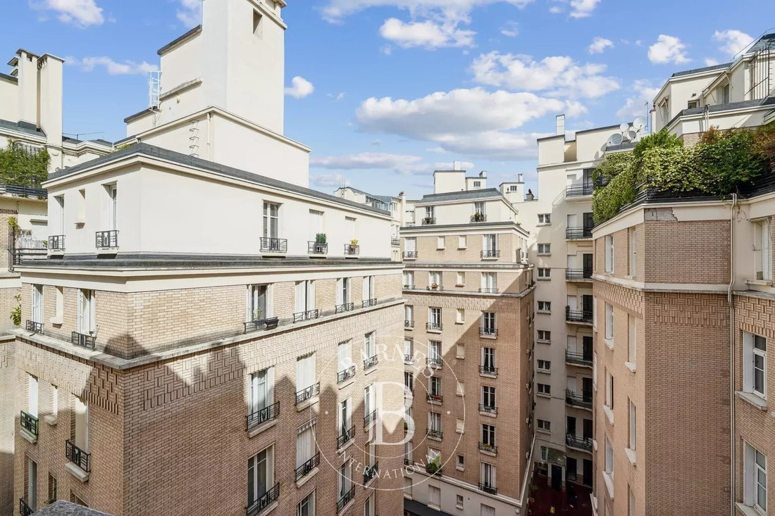 Apartment in Ecole Militaire, Paris 7e Arrondissement, Paris 3 - 18186385