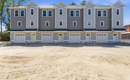 Condo in Warren, Rhode Island, United States 1