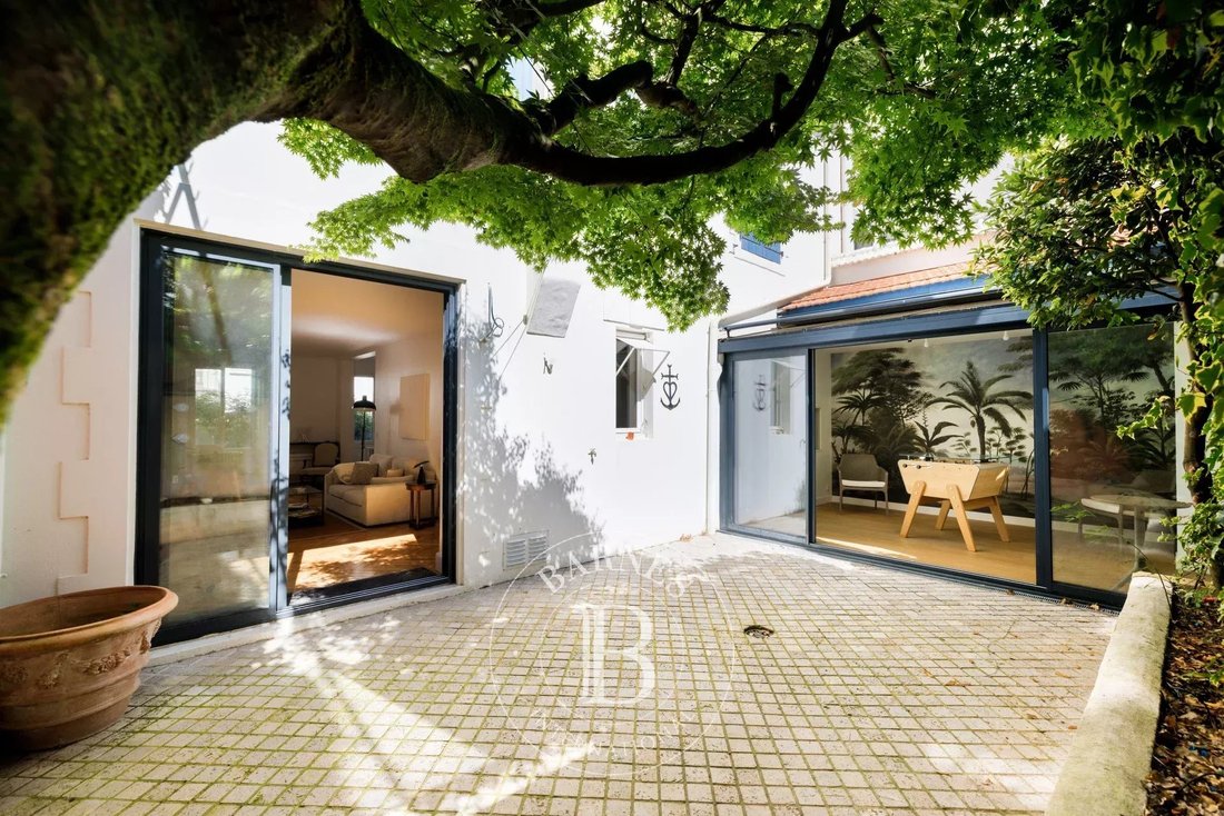 House in Mairie-Marne, Biarritz, France 1 - 18182654