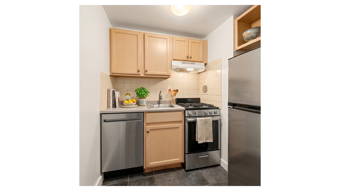 Condo in New York, New York, United States 4 - 18182312