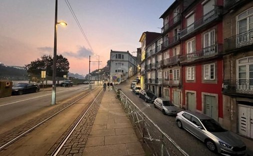 Apartment in Cedofeita, Santo Ildefonso, Se, Miragaia, Sao Nicolau e Vitoria, Porto District, Portugal 1