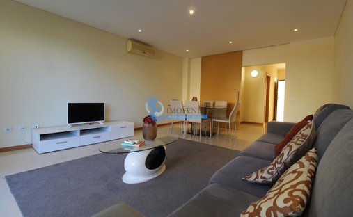 Townhouse in Olhos de Agua, Algarve, Portugal 1