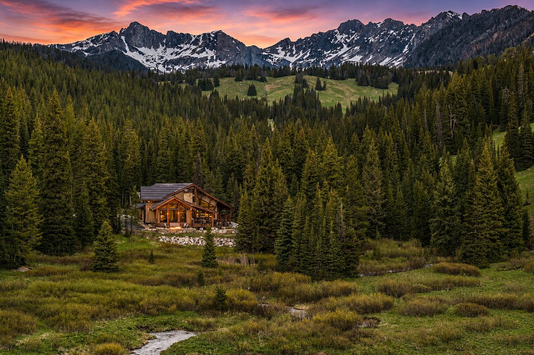 House in Gallatin Gateway, Montana, United States 2 - 18181716