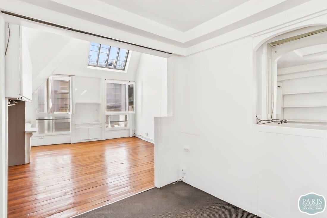 Apartment in Pereire-Malesherbes, Paris 17e Arrondissement, Paris 4 - 18182003