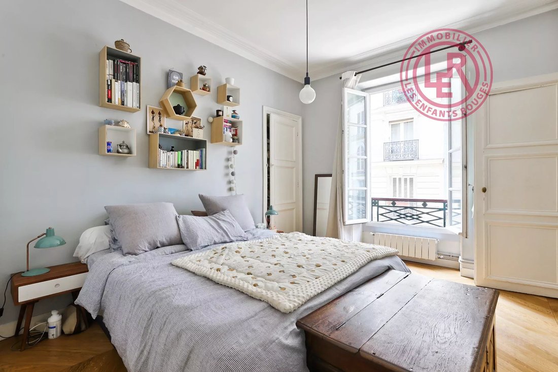 Apartment in Grange Aux Belles-Terrage, Paris 10e Arrondissement, Paris 4 - 18182364
