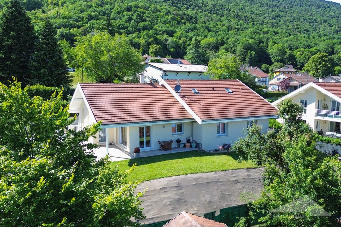 House in Échenevex, Auvergne-Rhône-Alpes, France 3 - 18186167
