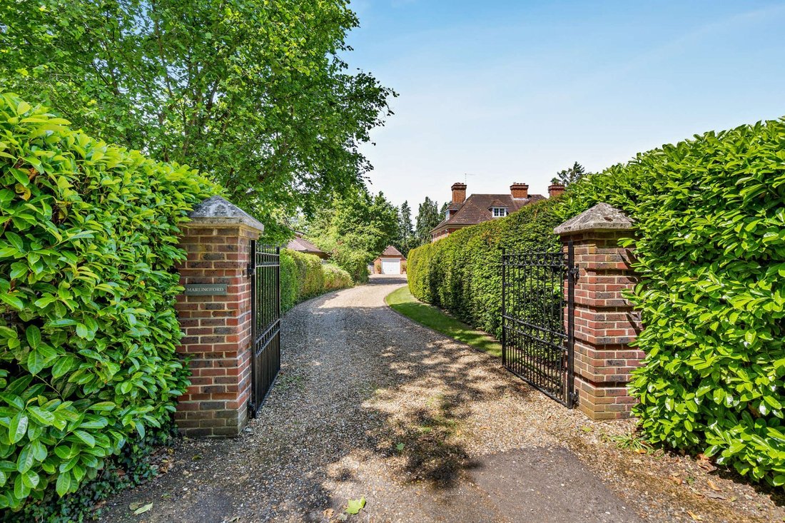 Casa in Lower Bourne, Inghilterra 1 - 18181812