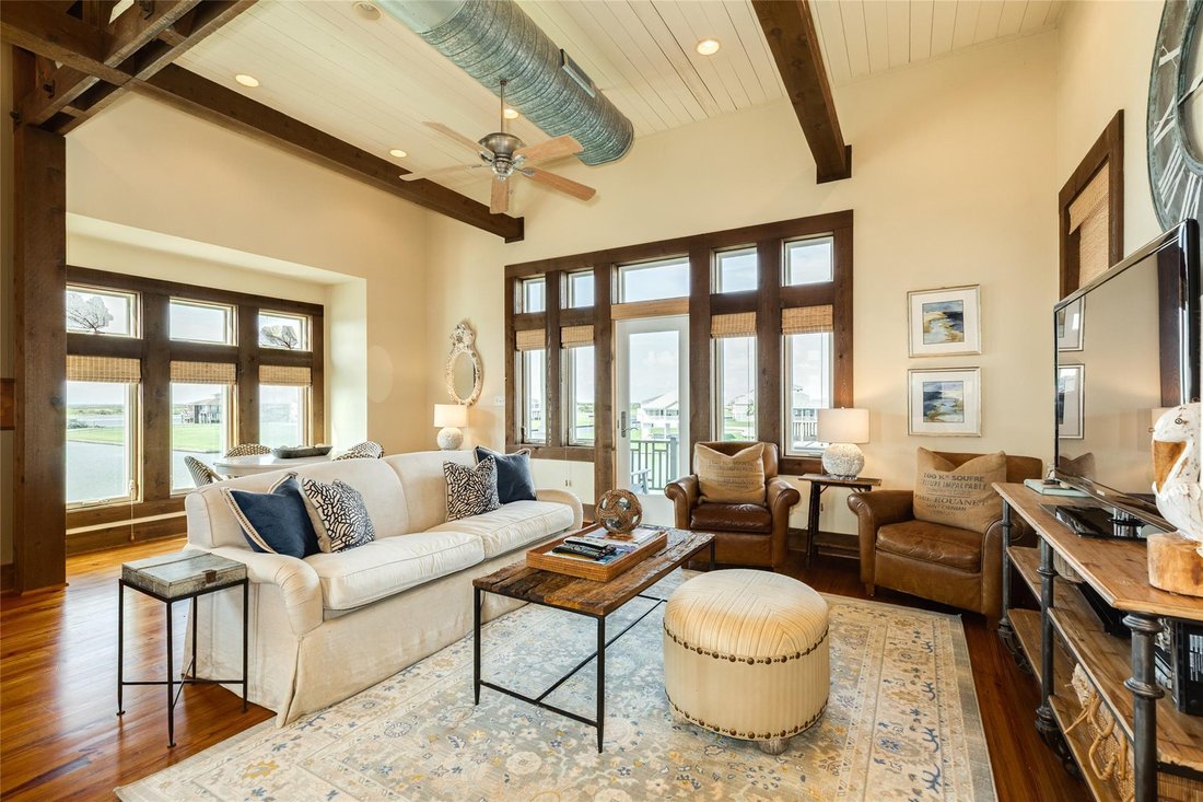 House in Bolivar Peninsula, Texas, United States 5 - 18185135