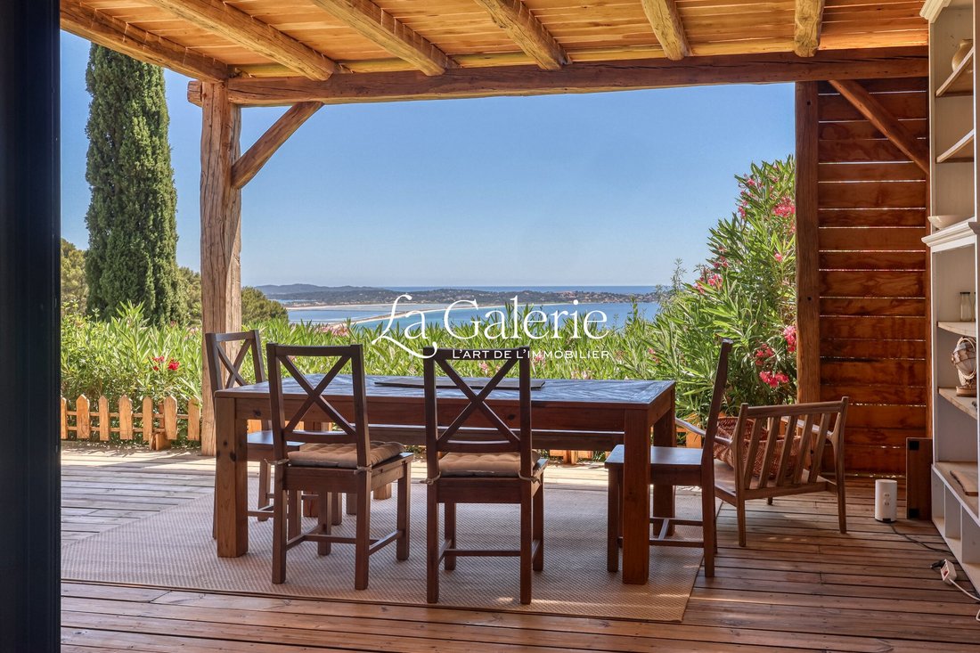 Villa in Hyeres, Provence-Alpes-Côte d'Azur, France 2 - 17072301