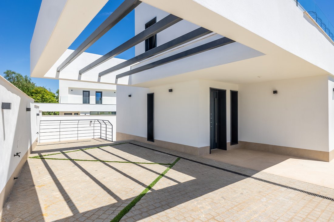 House in Tomares, Andalusia, Spain 4 - 18182411