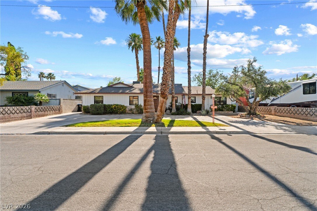 House in Las Vegas, Nevada, United States 3 - 18184126