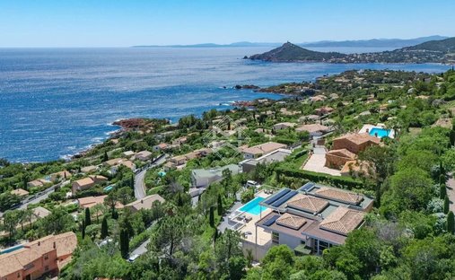 Villa a Le Dramont-Agay-Anthéor-Le Trayas, Saint-Raphaël, Francia 1