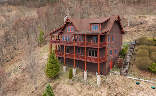 House in Zionville, North Carolina, United States 1