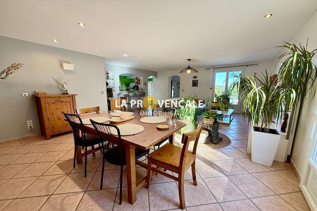 Villa in Centre Ville, Saint-Maximin-la-Sainte-Baume, France 5 - 18182263